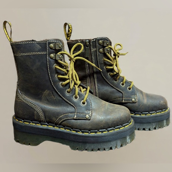 Dr. Martens Shoes - Jadon Arc Crazy Horse Women’s Leather Lace-Up Platform Boots